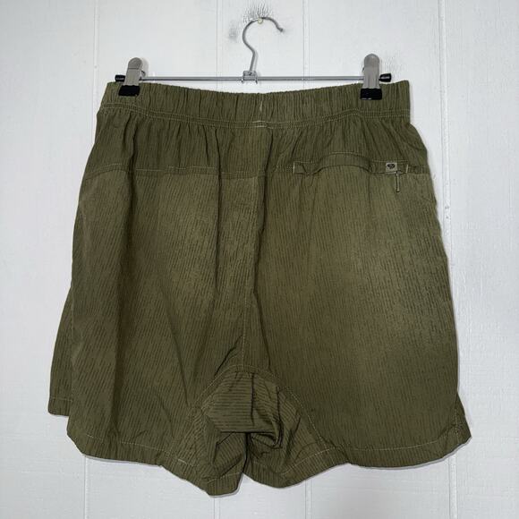 Mountain Hardware Women’s Coveland Short Green Size Medium - Picture 2 of 4